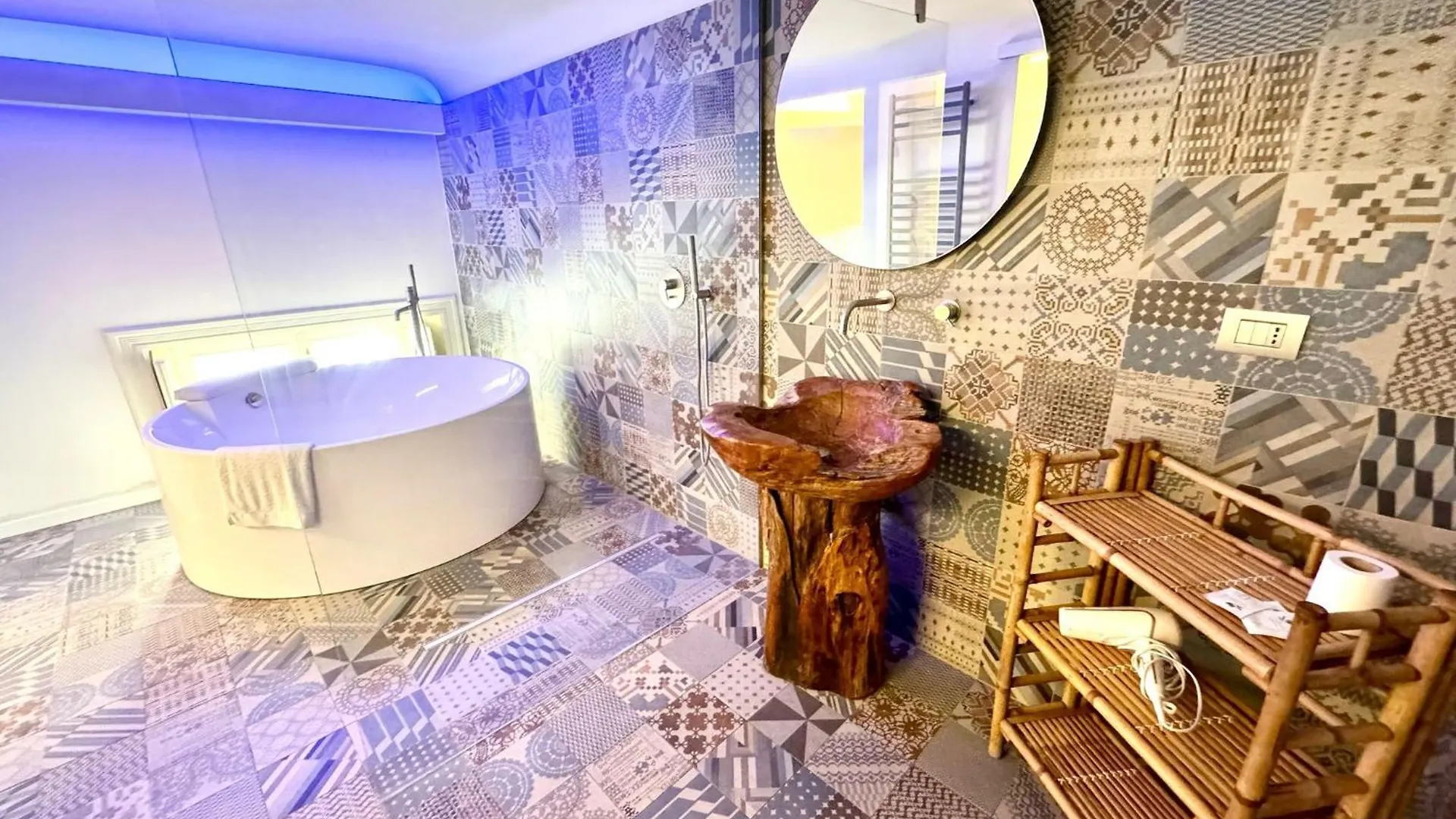 Cortile Nobile Luxury Suites Aeroporto di Catania Fontana Rossa